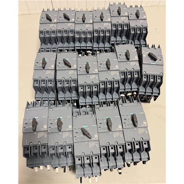 Lot of (17) Siemens #3RV2742-5ED10 Circuit Breakers