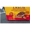 Image 3 : Lot: Fulfil Bars, Picture Hooks, Syrup