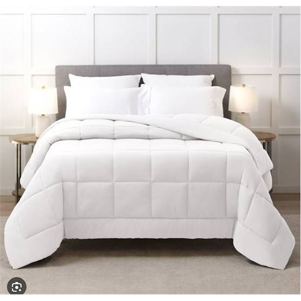 Below Zero Queen Cooling Duvet