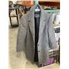 Image 2 : Vince Camuto Gray Herringbone Overcoat L