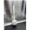 Image 3 : 6 Plastic Toilet Brushes