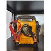 Image 3 : CAT 2000A Portable Jump Starter