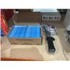Image 6 : Arrow Hammer Tacker with 24 Boxes T50 Staples