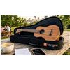 Image 1 : Vangoa VU401 Soprano Ukulele With Gig Bag