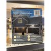 Image 3 : Lutec Motion Activated Solar Security LED