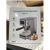 Image 2 : Espresso Coffee Machine EM625