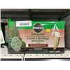 Image 2 : Miracle-Gro Evergreen Plant Food Spikes 4pk