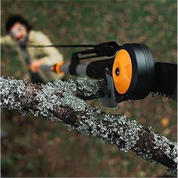 Fiskars Extendable Pole Saw and Pruner