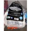 Image 2 : Beautyrest Platinum Feather & Down Pillow