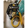 Image 2 : DeWalt 8-Gallon Wet/Dry Vacuum