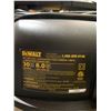 Image 3 : DeWalt 8-Gallon Wet/Dry Vacuum