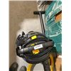 Image 4 : DeWalt 8-Gallon Wet/Dry Vacuum