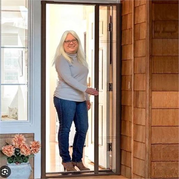 Genius Sierra 100 Retractable Screen Door