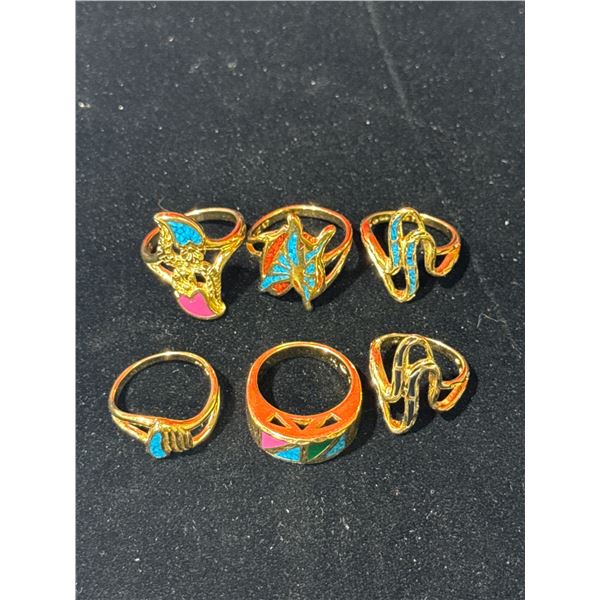 6 Stamped Gold Rings
