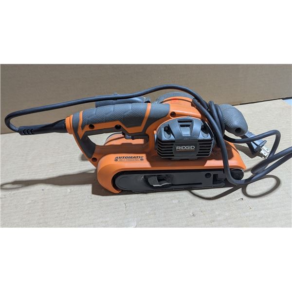 Rigid Heavy Duty Sander