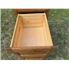 Image 8 : SOLID OAK WOOD FOUR-DRAWER FILING CABINET