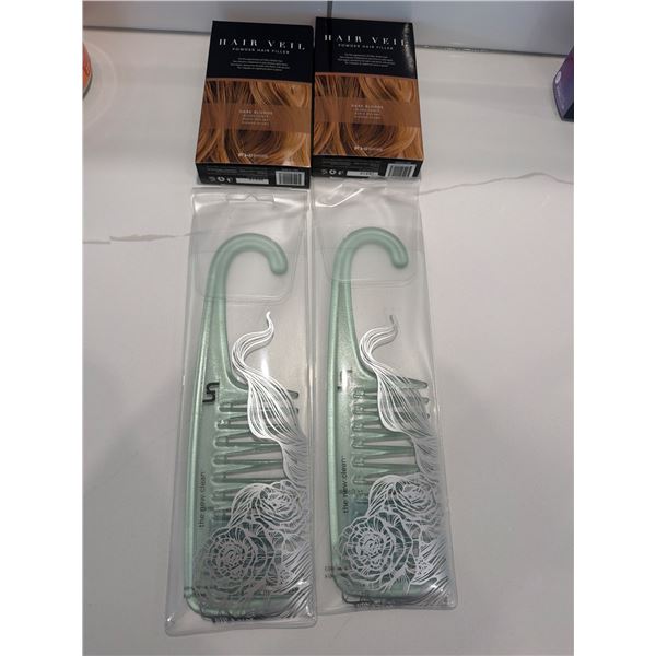 Hair Veil dark blonde, and two detangling shower combs