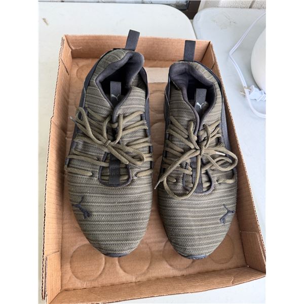 Puma size belt shoes