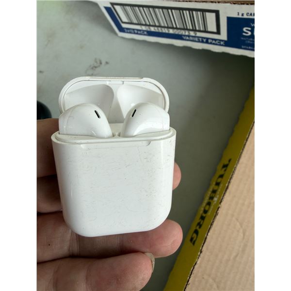 Earbuds