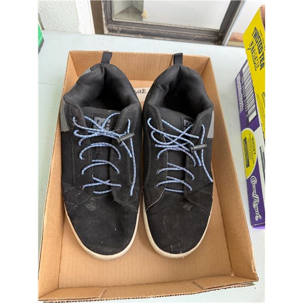 DC shoes size 13