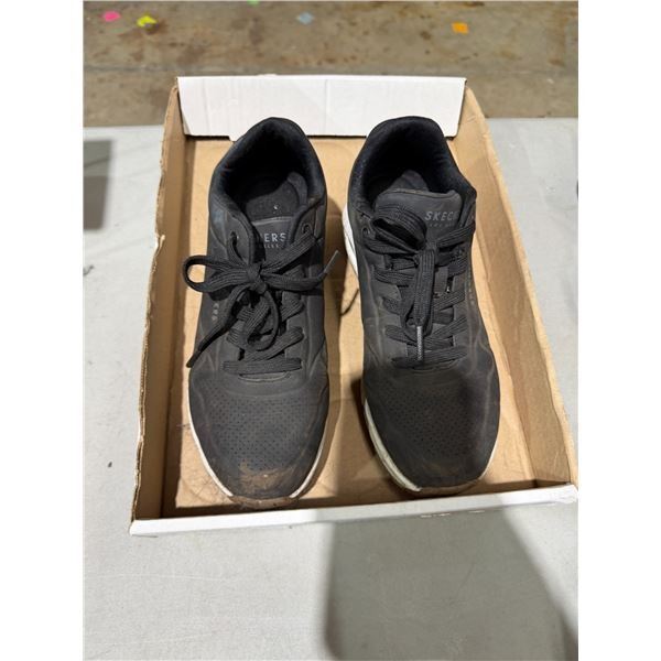 Skechers size 8.5
