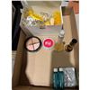 Image 1 : Health and beauty items