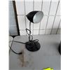 Image 1 : Table lamp