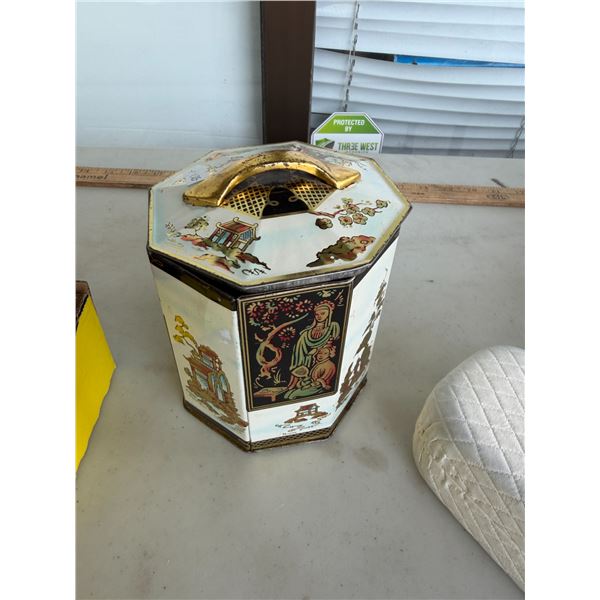 Vintage tin