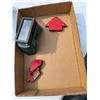 Image 1 : Magnetic tools and goggles