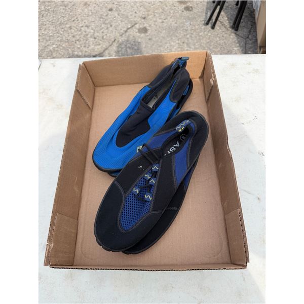 Water shoes, size 8