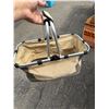 Image 1 : Folding basket
