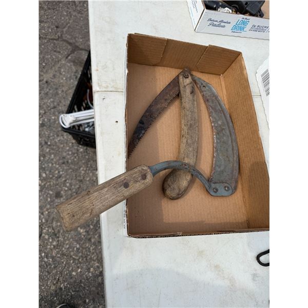Hand sythe and folding saw