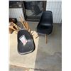 Image 1 : Chairs and bases