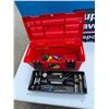 Image 1 : Toolbox and contents