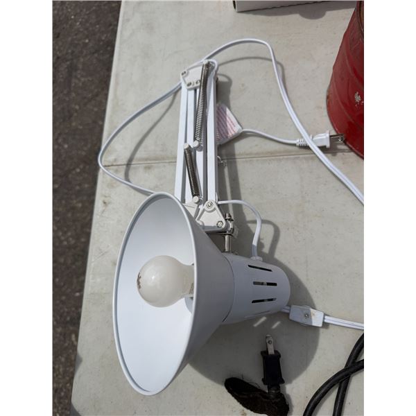 Clip on lamp