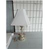 Image 1 : Lamp