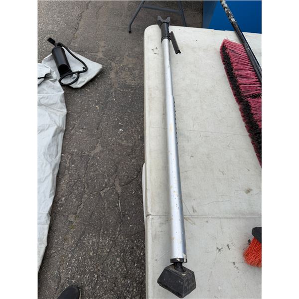 Safety bar