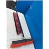 Image 1 : Brooms