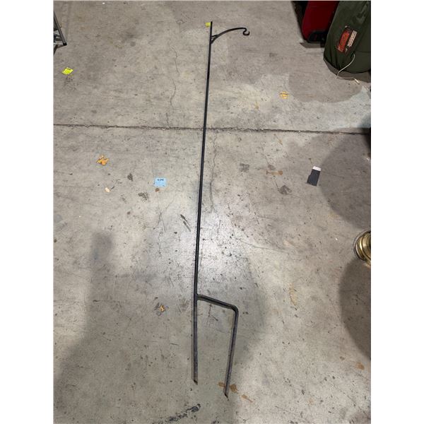Plant hanger