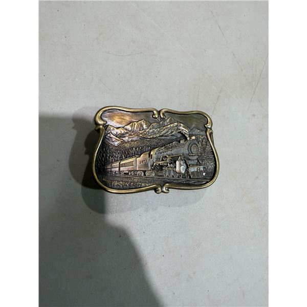 Train belt buckle