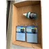 Image 1 : Microfiber, cleaning cloth and screen cleaning spray