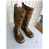 Image 1 : Boots size 8