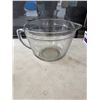 Image 1 : Glass measuring cup