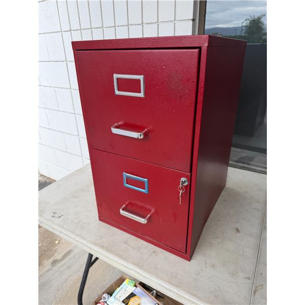 Filing cabinet with