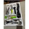Image 1 : Kitchen utensils