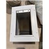 Image 1 : Pet safe door
