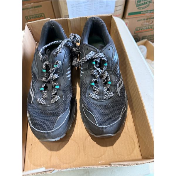 Runners size 8