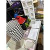 Image 1 : Laundry basket frames, home decor