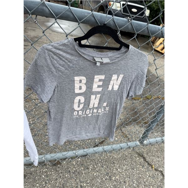 T-shirt, Bench size 13/14 kids
