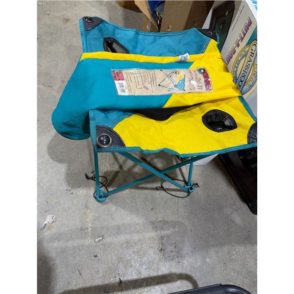 Deluxe folding table